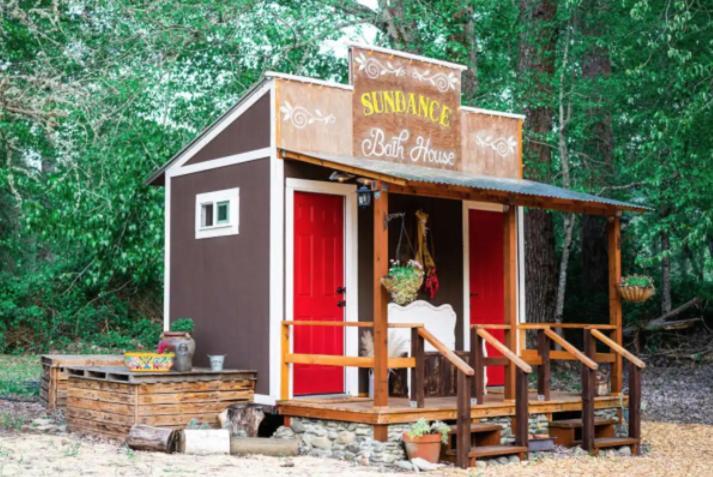 Cozy Wild West Covered Wagon Next To River Grants Pass Exterior foto